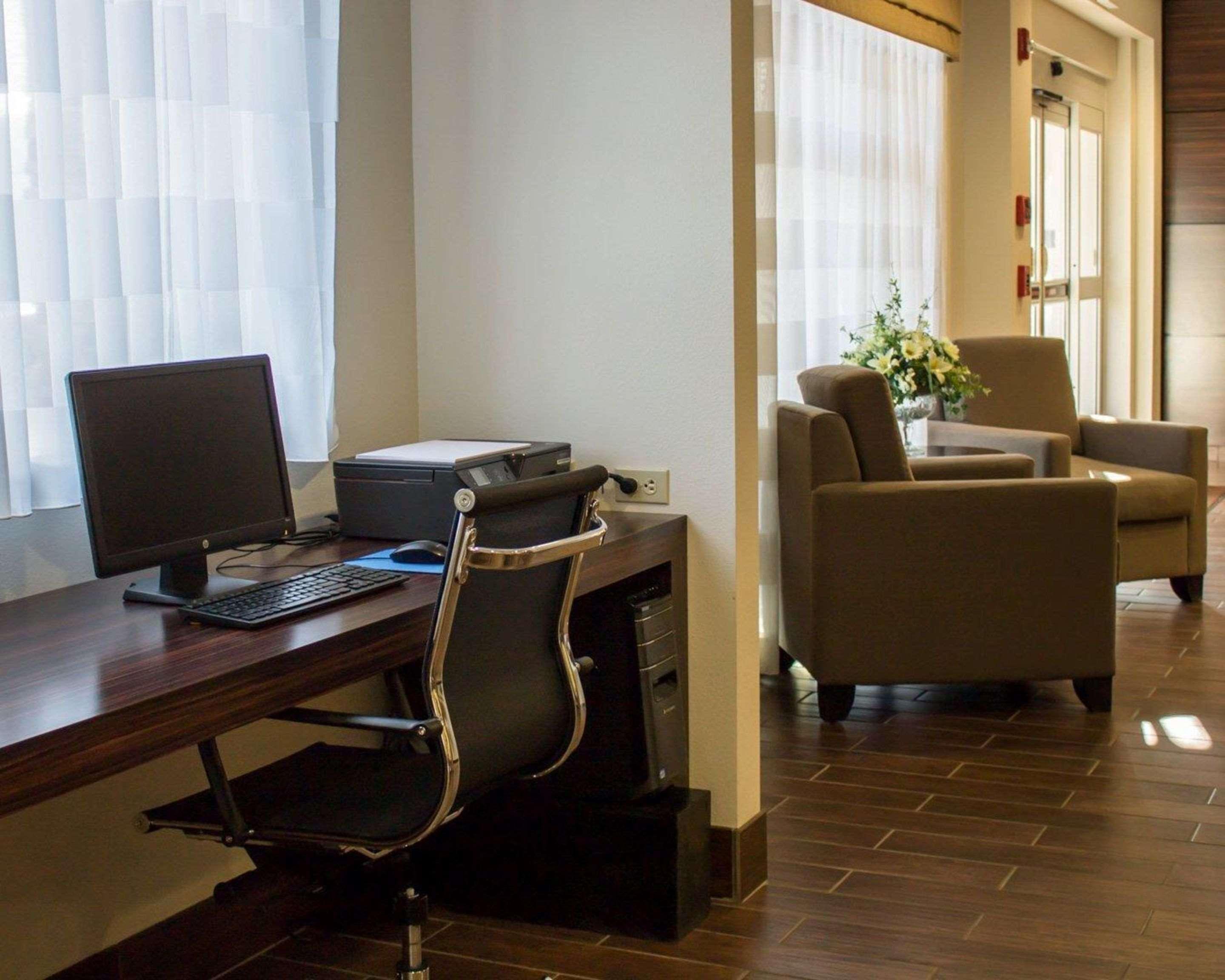 Sleep Inn & Suites Moundsville - Wheeling Esterno foto