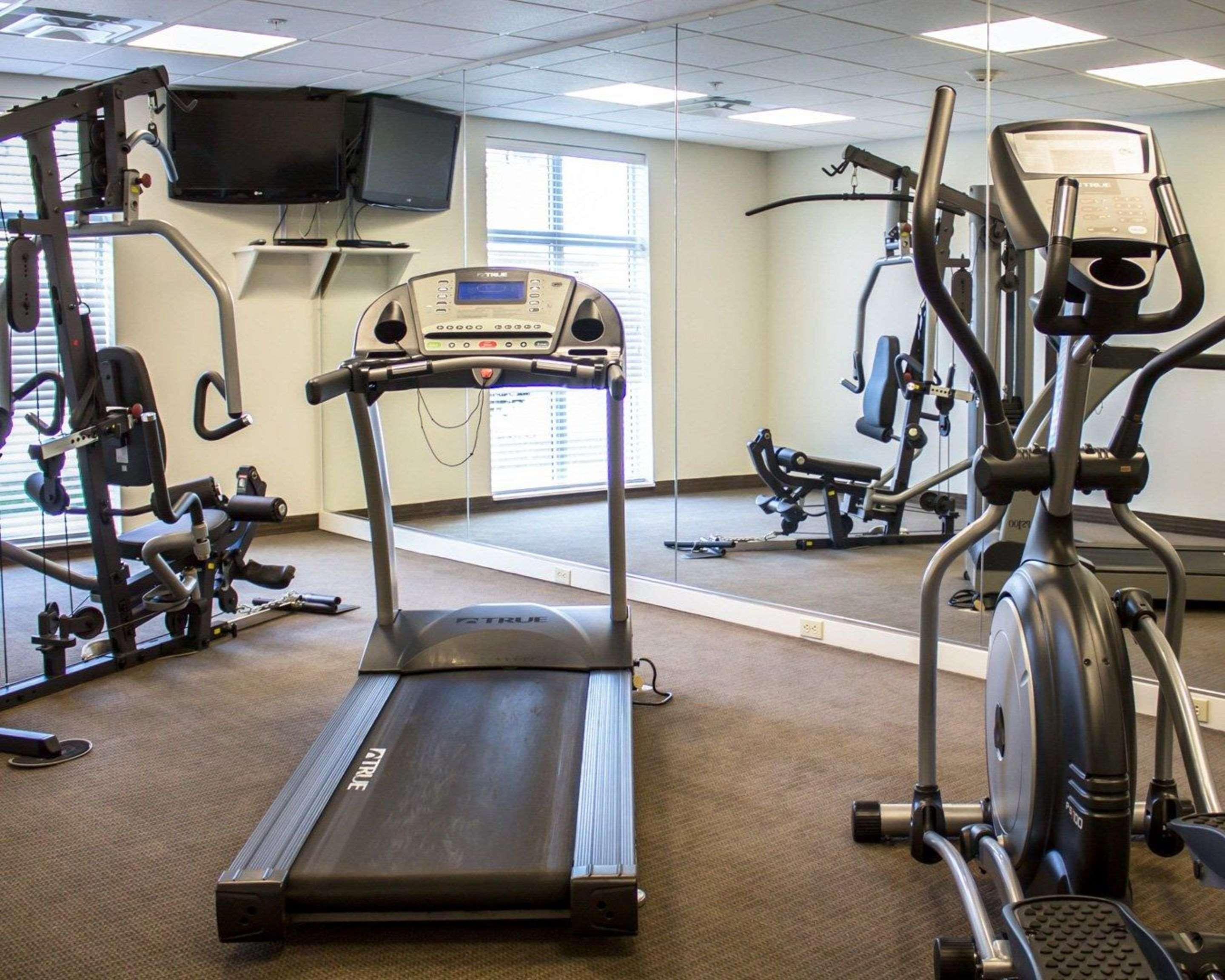 Sleep Inn & Suites Moundsville - Wheeling Esterno foto